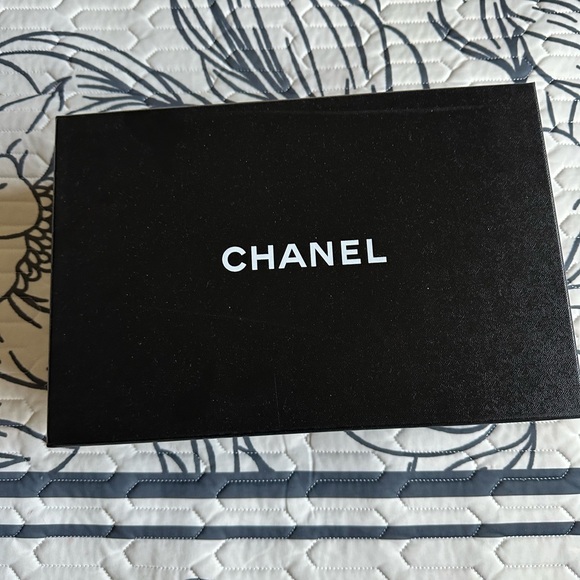 Chanel shoes box - Picture 1 of 6